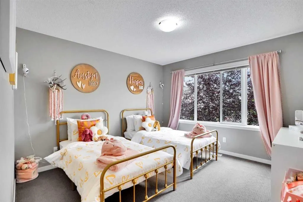 21 Copperpond Road SE