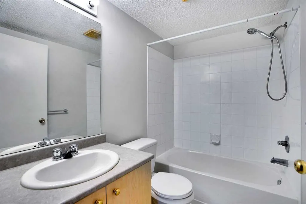2280 68 Street NE, #2206