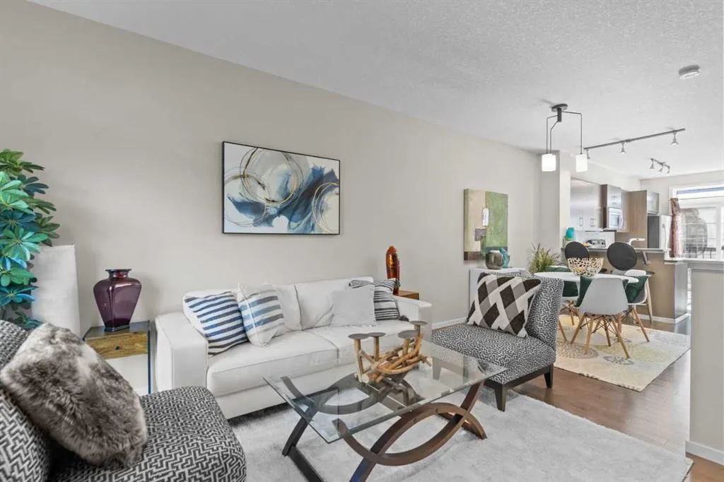 229 Ascot Circle SW