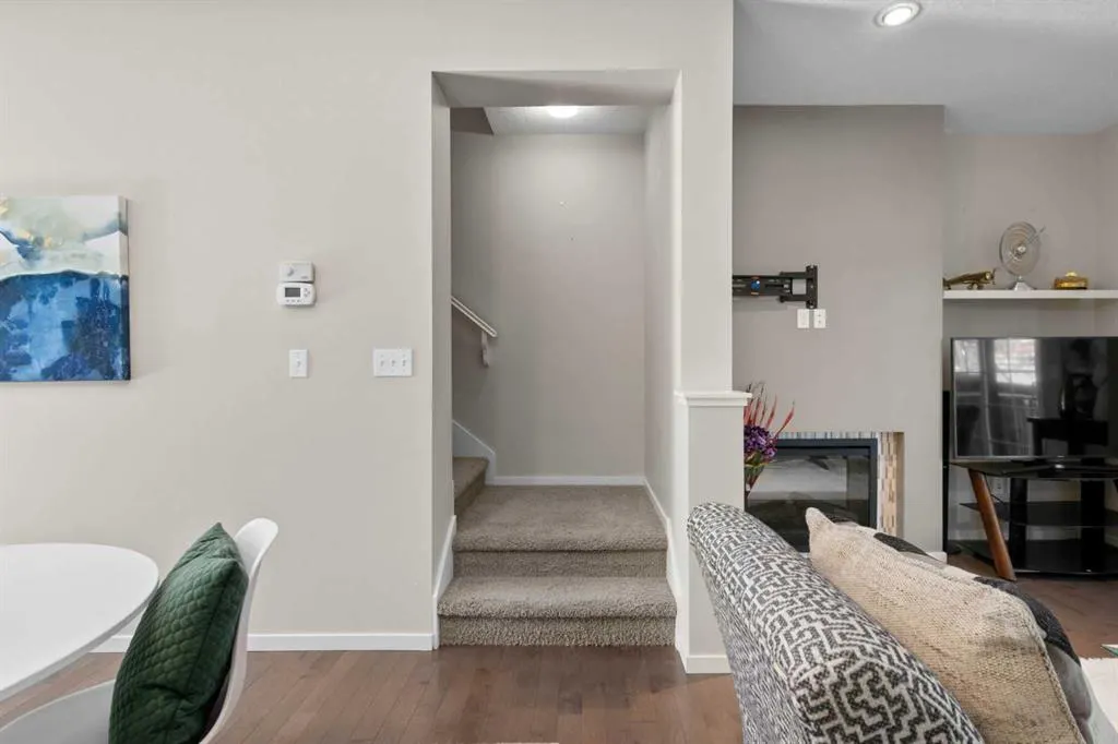 229 Ascot Circle SW