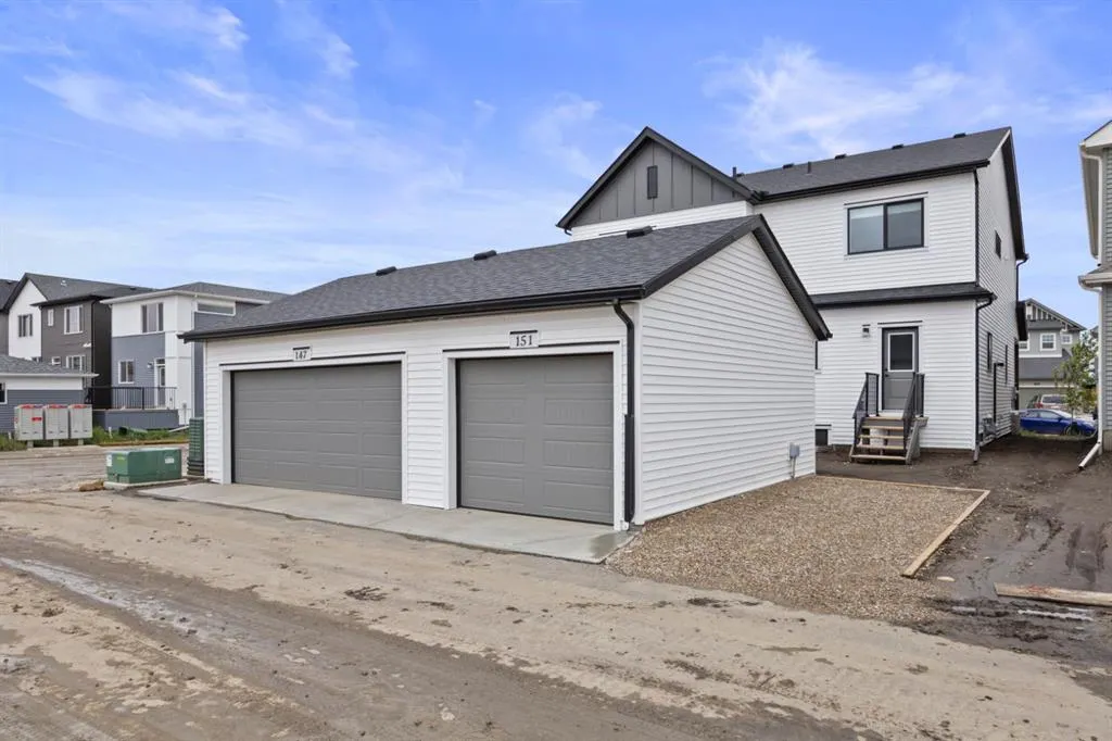 151 Lewiston Drive NE