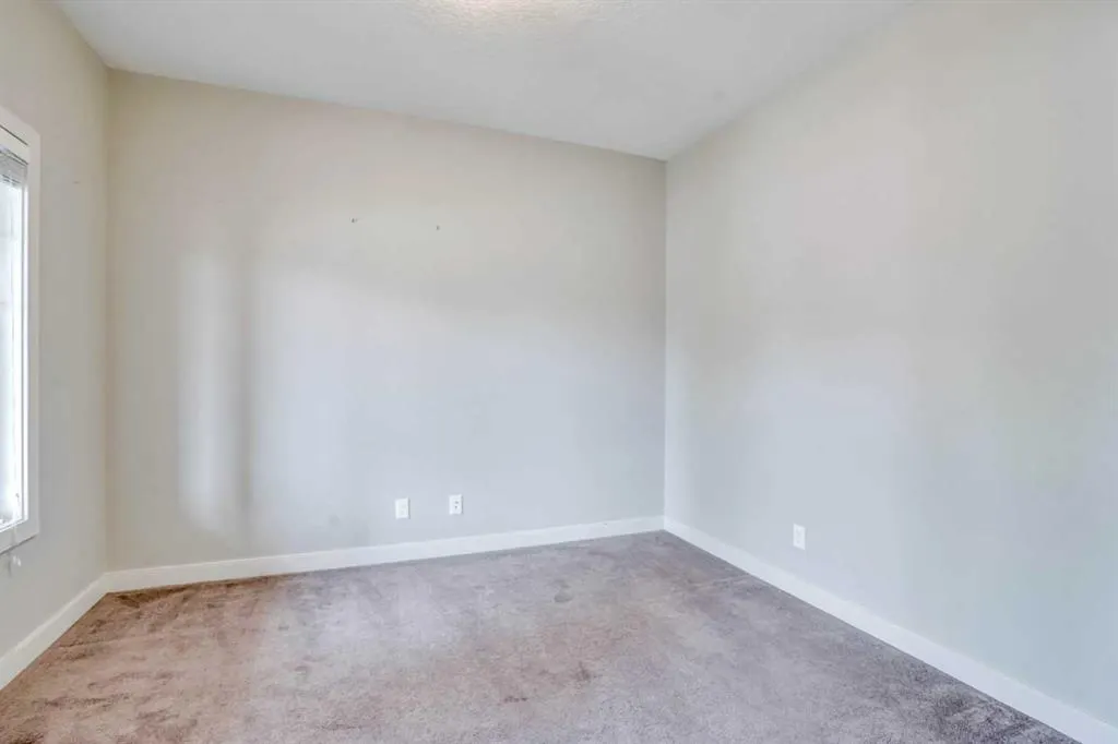 347 Evanston Drive NW