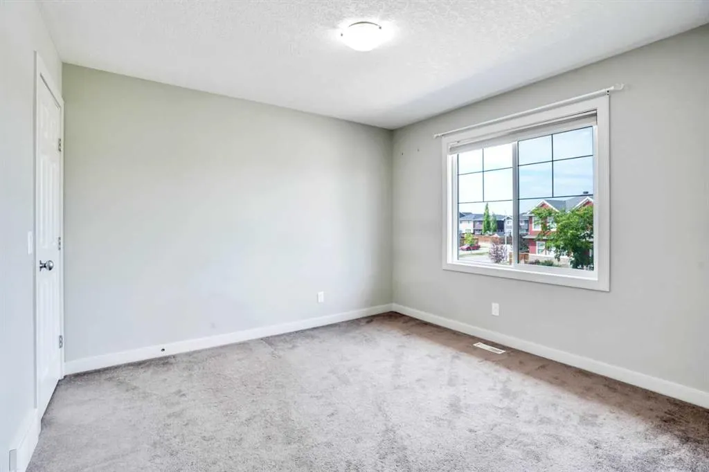 347 Evanston Drive NW