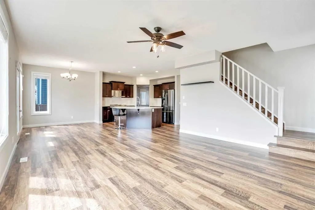 347 Evanston Drive NW