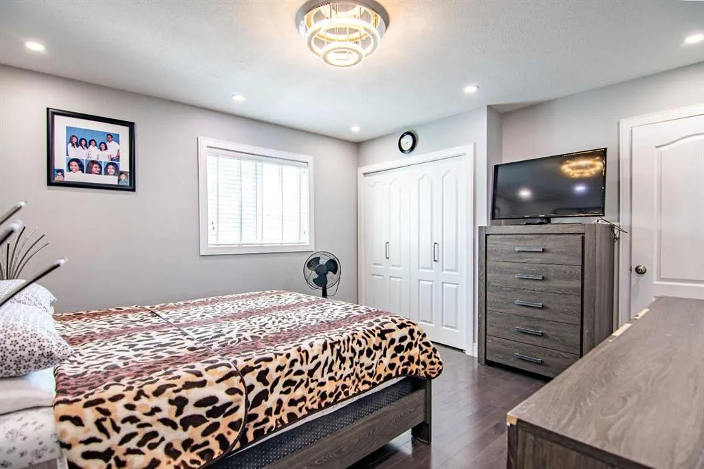 93 Ellenwood Drive