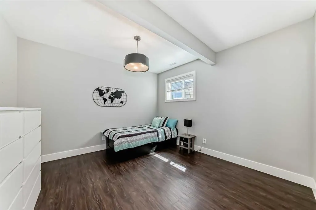 378054 Tiki Ranch Place W