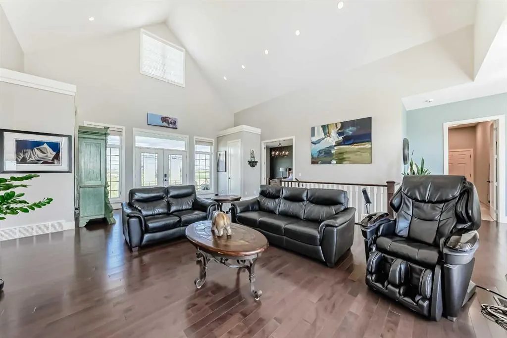 378054 Tiki Ranch Place W