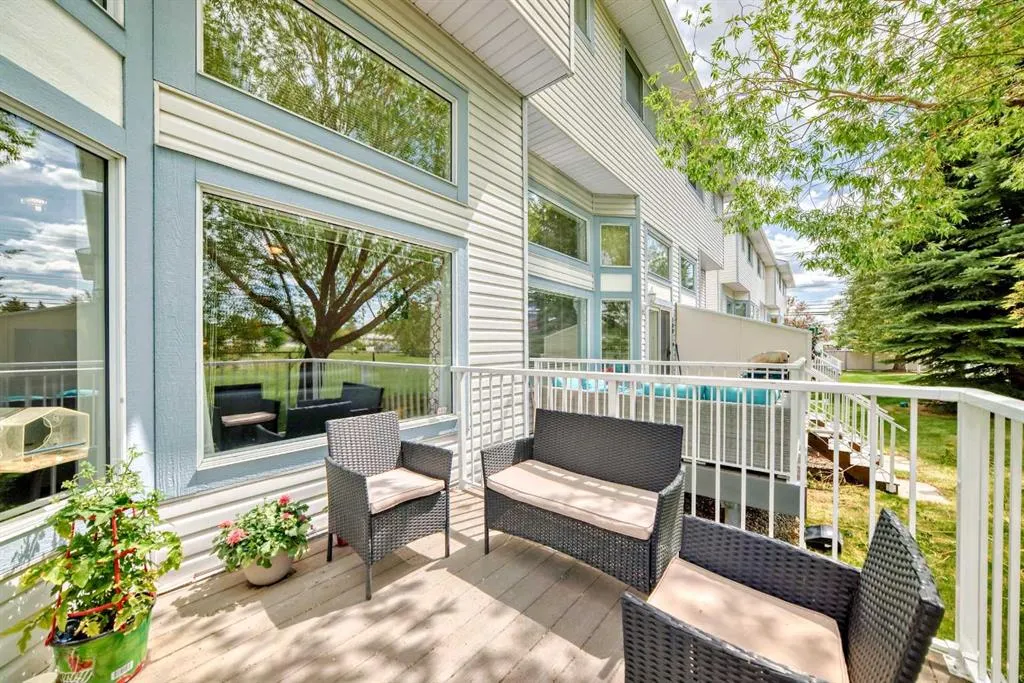 104 Kingsland Court SW
