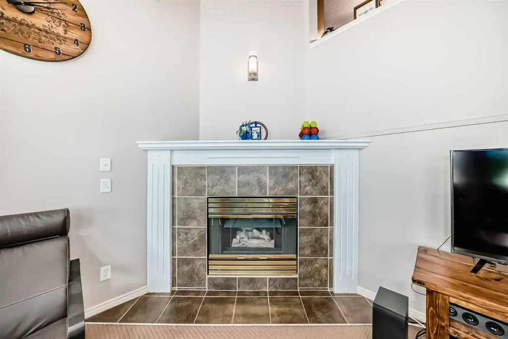 104 Kingsland Court SW