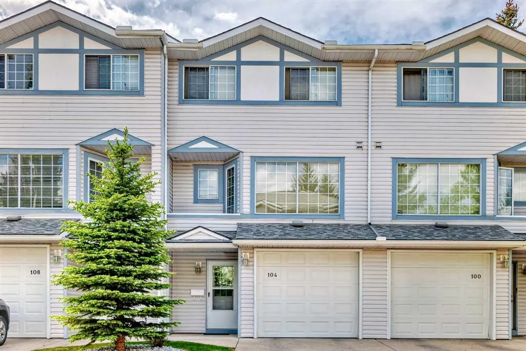 104 Kingsland Court SW