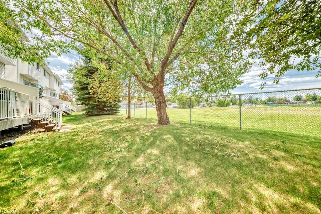 104 Kingsland Court SW