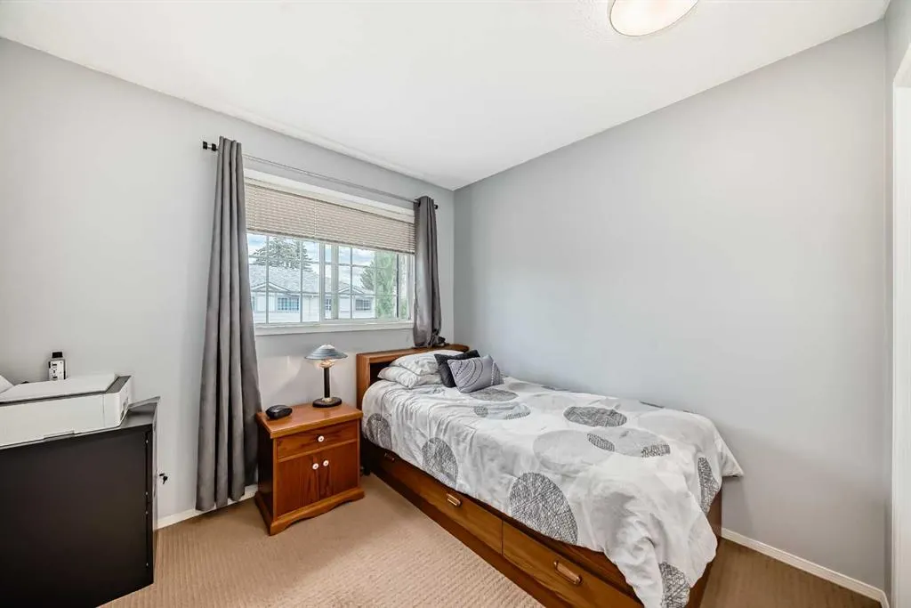 104 Kingsland Court SW