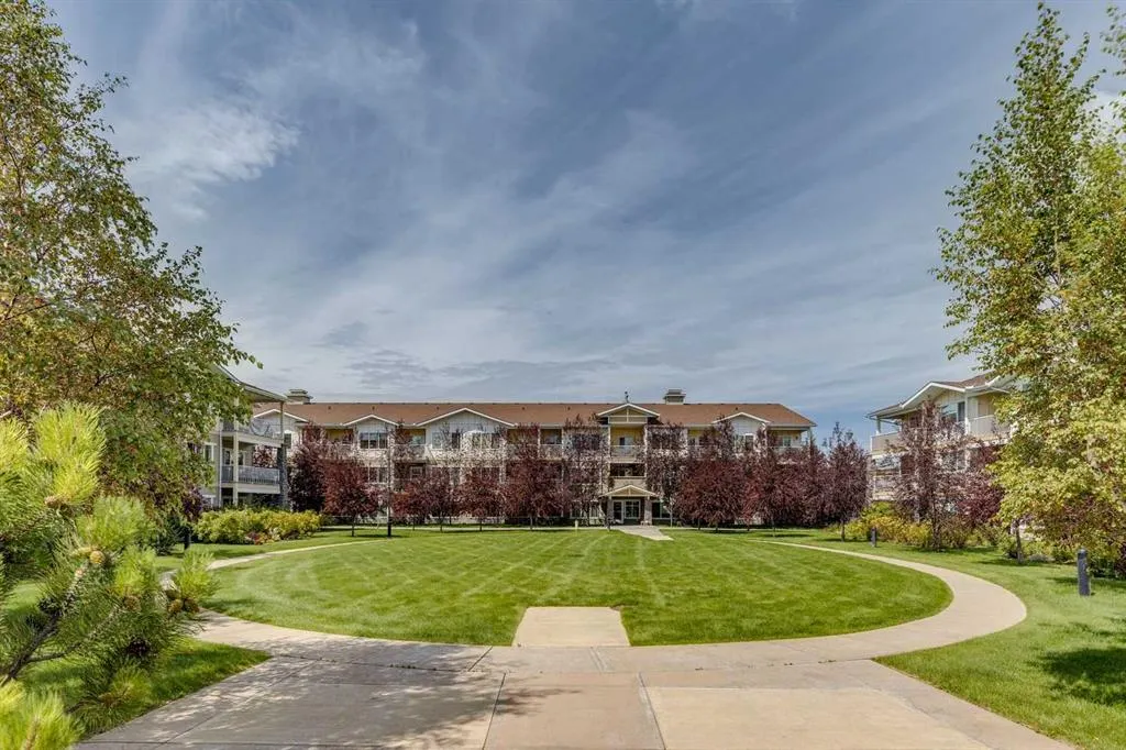 4 Kingsland Close SE, #2203