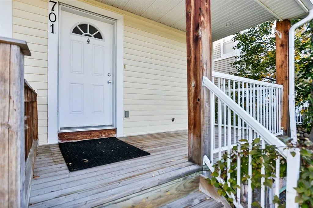 701 Prairie Sound Circle NW