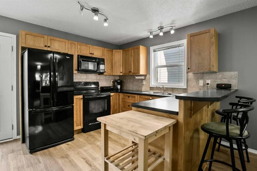 701 Prairie Sound Circle NW