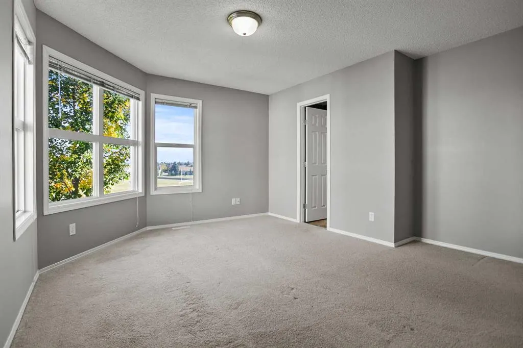 701 Prairie Sound Circle NW