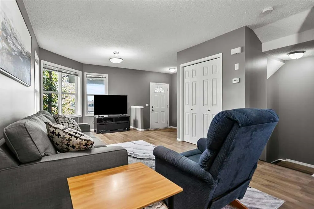 701 Prairie Sound Circle NW