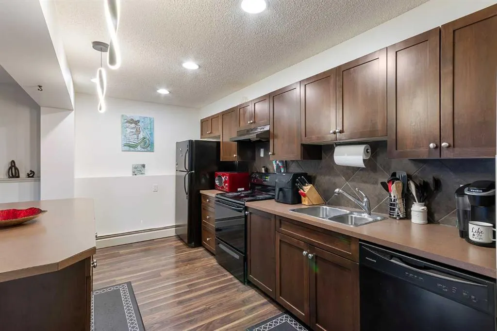 1836 12 Avenue SW, #103