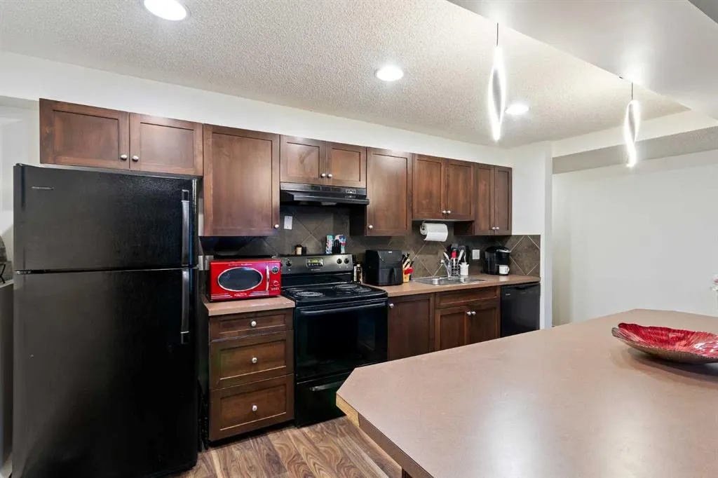 1836 12 Avenue SW, #103