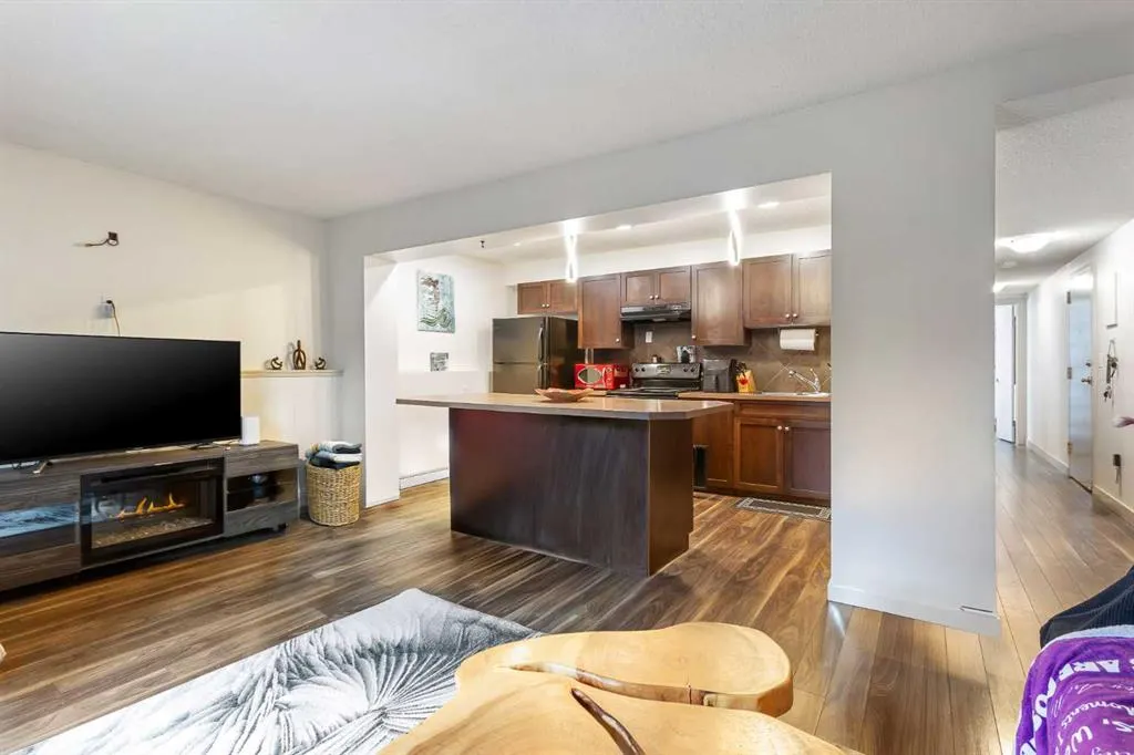 1836 12 Avenue SW, #103