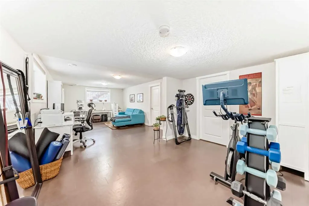 182 Cranarch Place SE