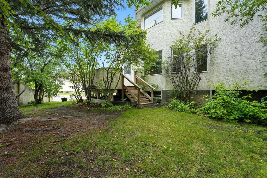 3 Varsity Ridge Terrace NW