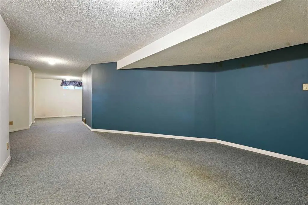 3 Varsity Ridge Terrace NW