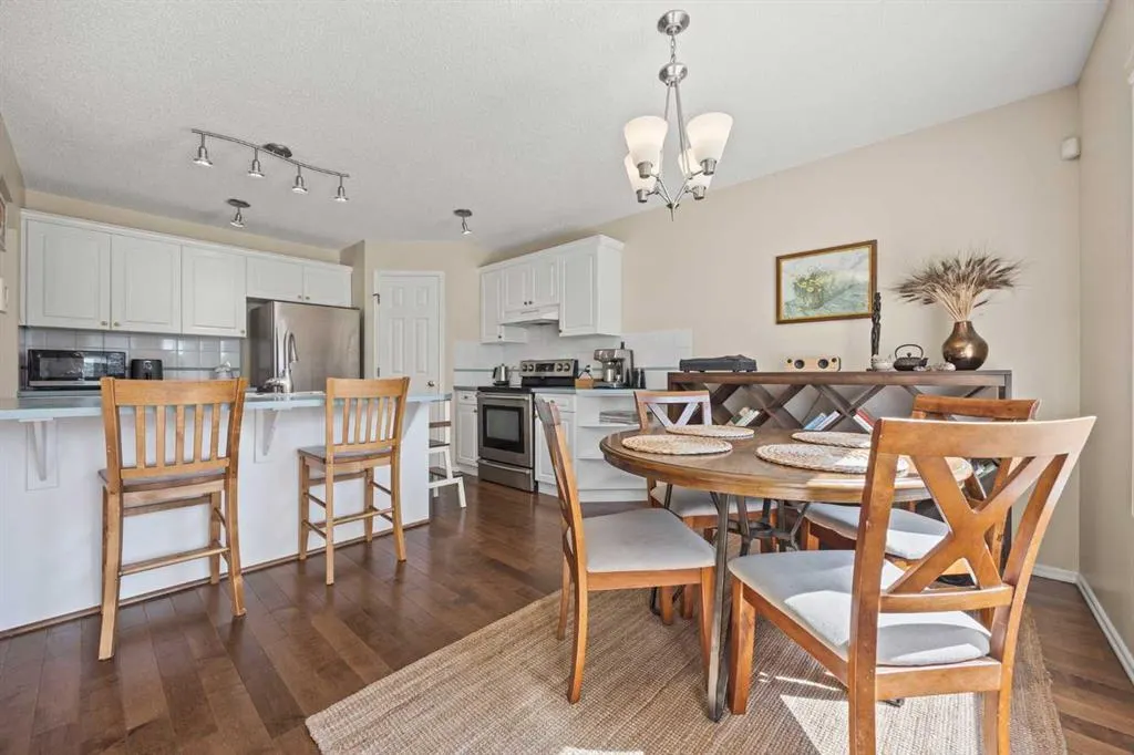 71 Somercrest Close SW