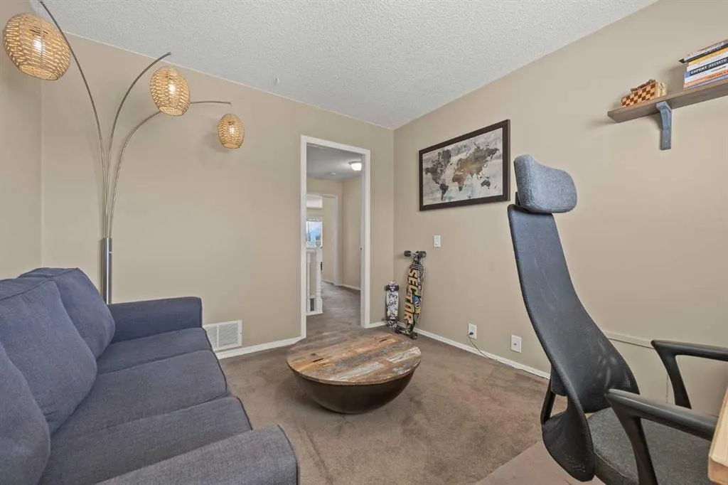71 Somercrest Close SW