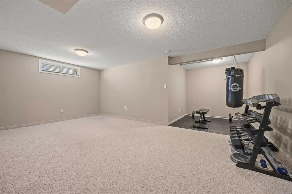 71 Somercrest Close SW