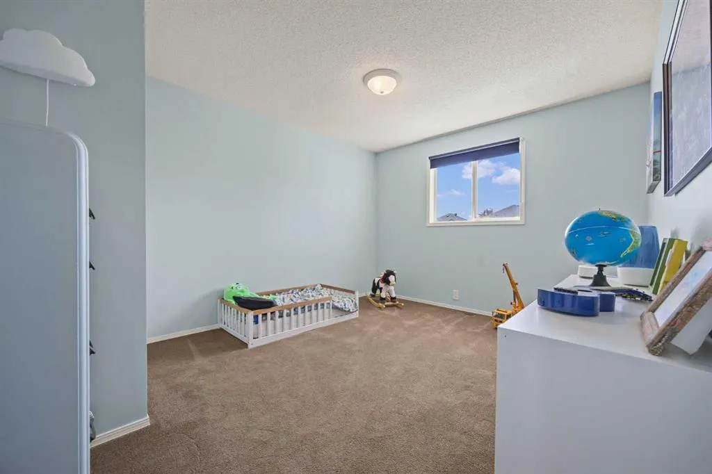 71 Somercrest Close SW