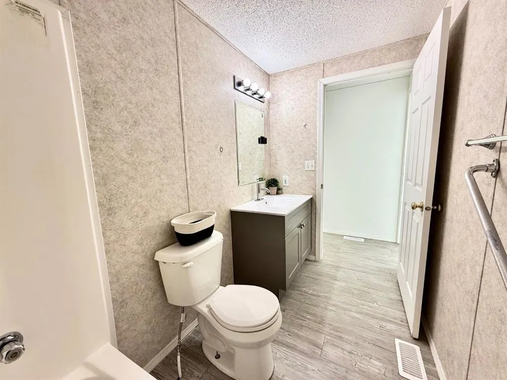 9531 98 Street, ##5