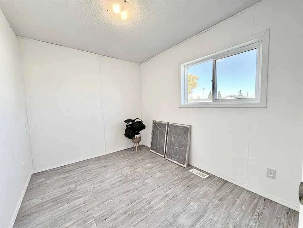 9531 98 Street, ##5