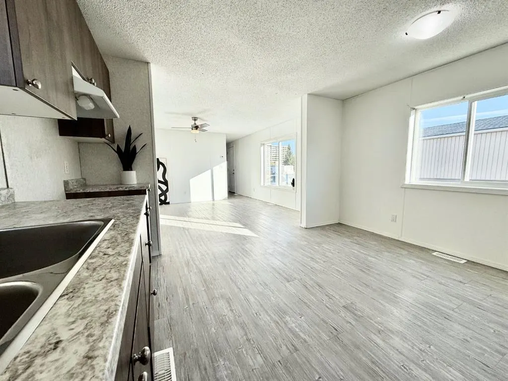 9531 98 Street, ##5
