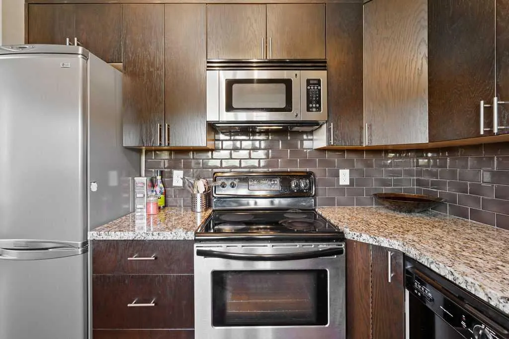 1811 18A Street SW, #404
