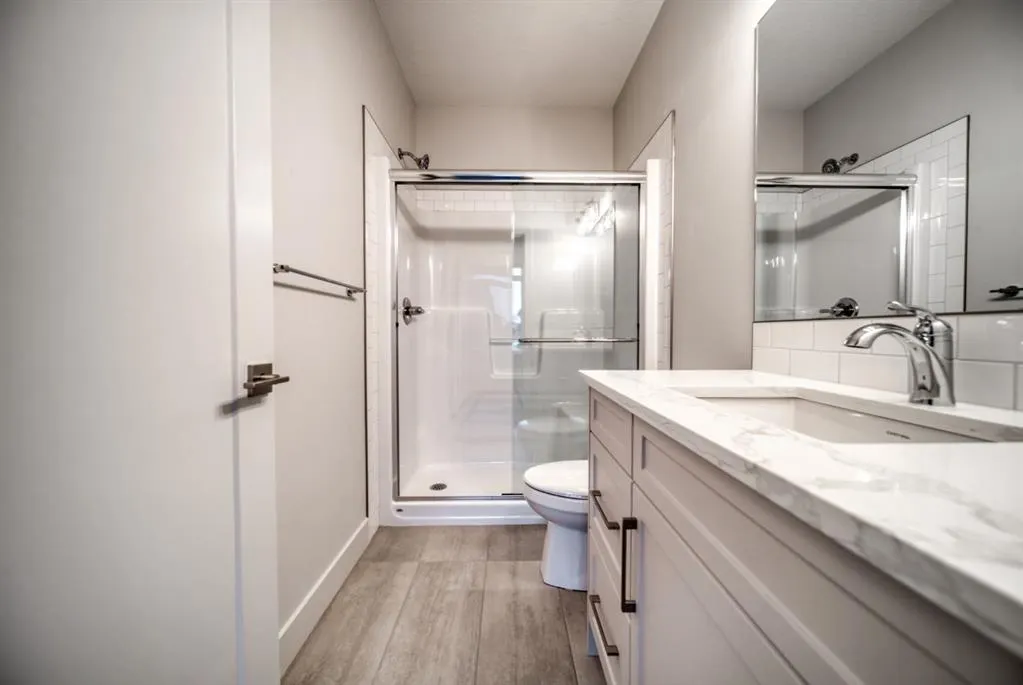 85 Royal Elm Green NW