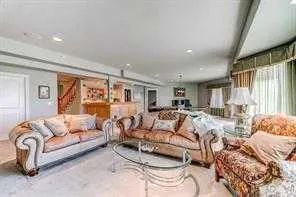 19 BLUERIDGE Place NW