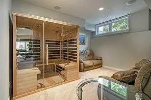 19 BLUERIDGE Place NW