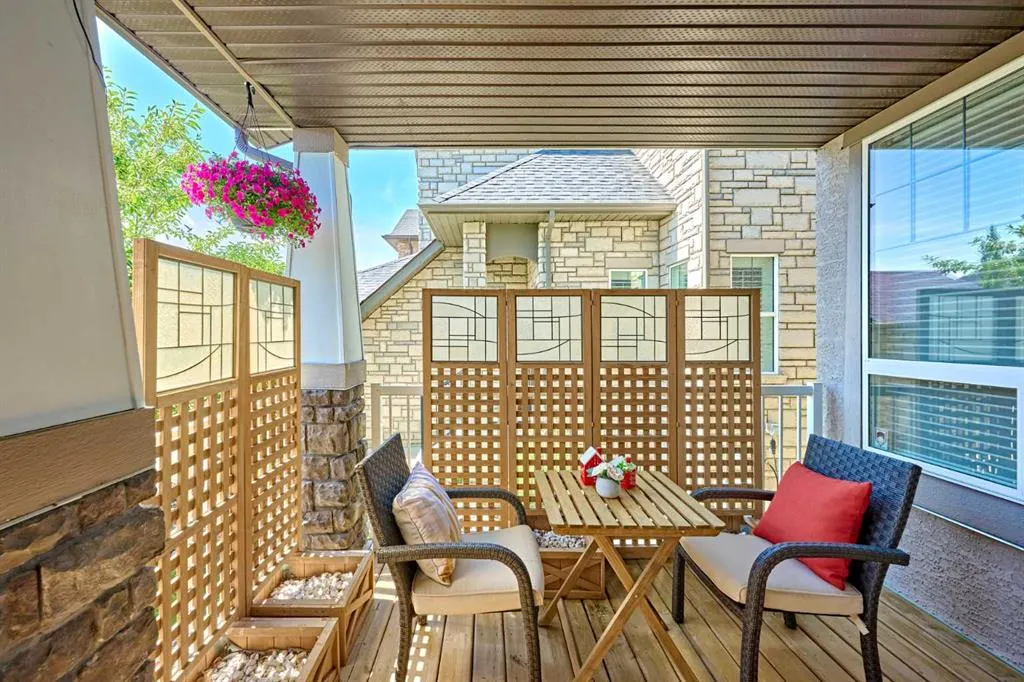 8 Aspen Stone Court SW