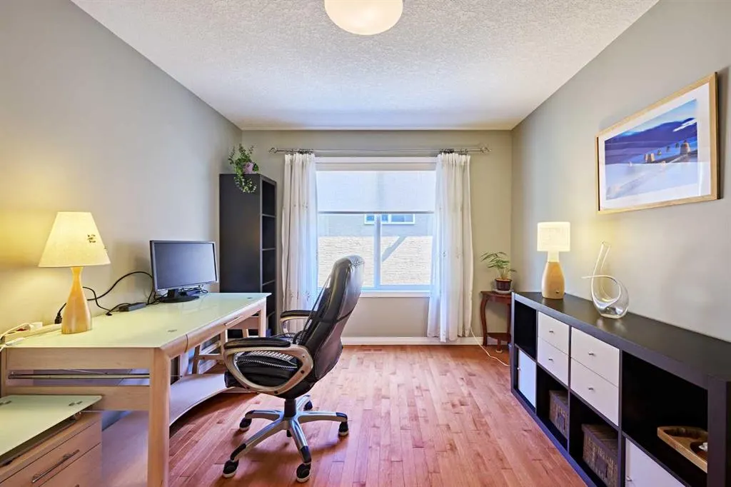 8 Aspen Stone Court SW