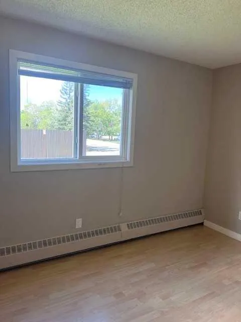 49 Bennett Street, #202
