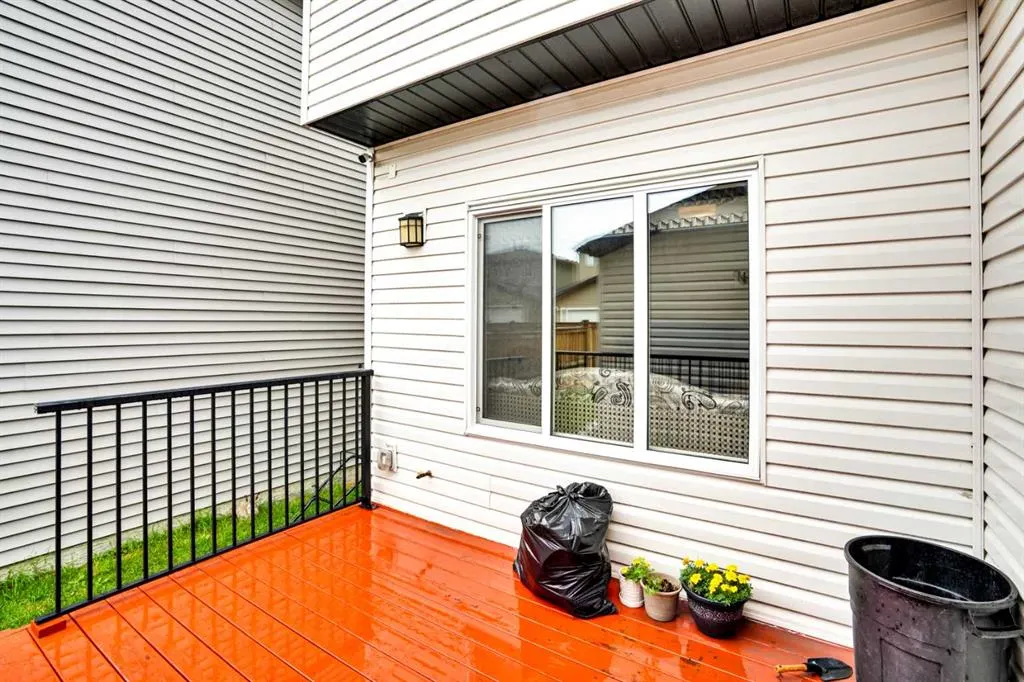 232 Cornerbrook Common NE