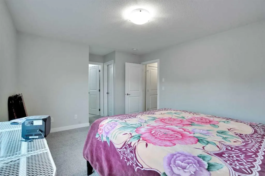 232 Cornerbrook Common NE