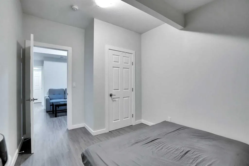 232 Cornerbrook Common NE