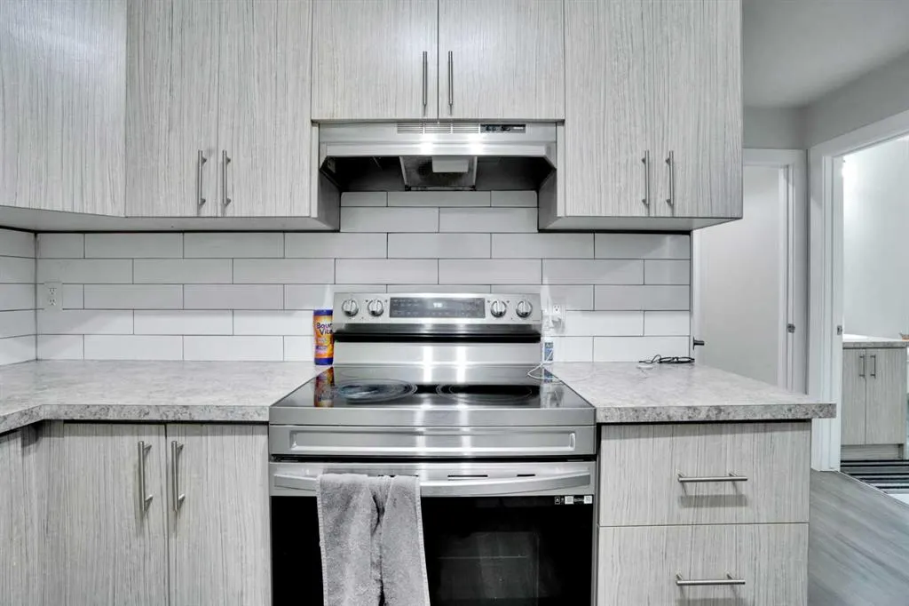 232 Cornerbrook Common NE