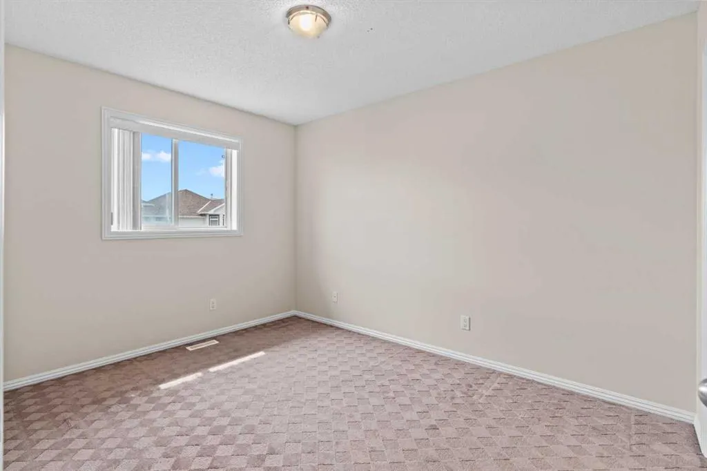 216 Coral Reef Manor NE