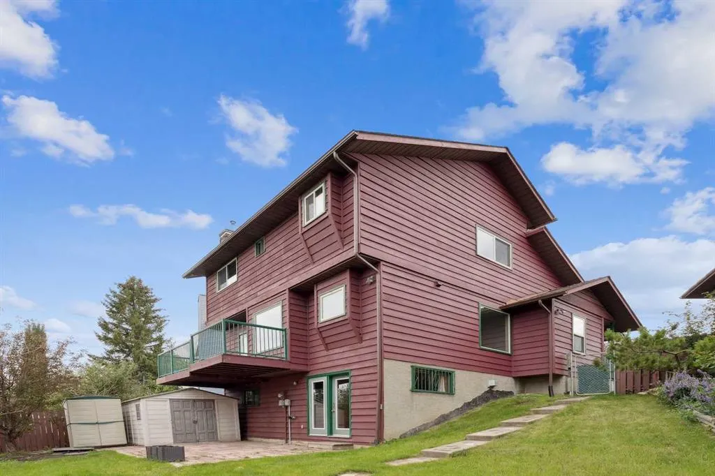 131 Macewan Glen Place NW