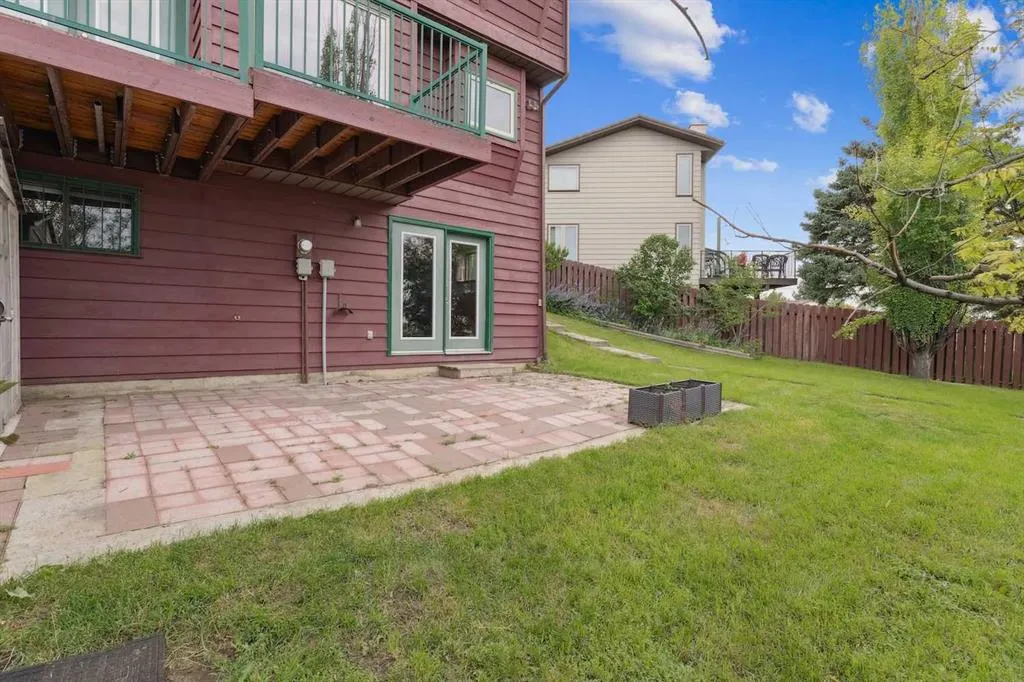 131 Macewan Glen Place NW