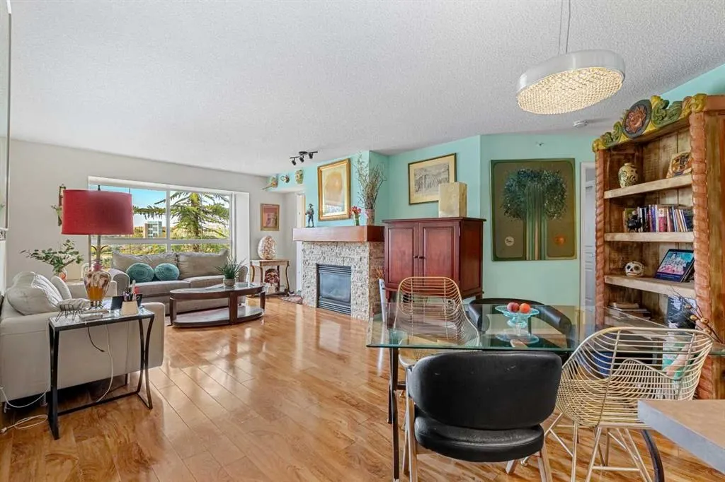 25 Richard Place SW, #306
