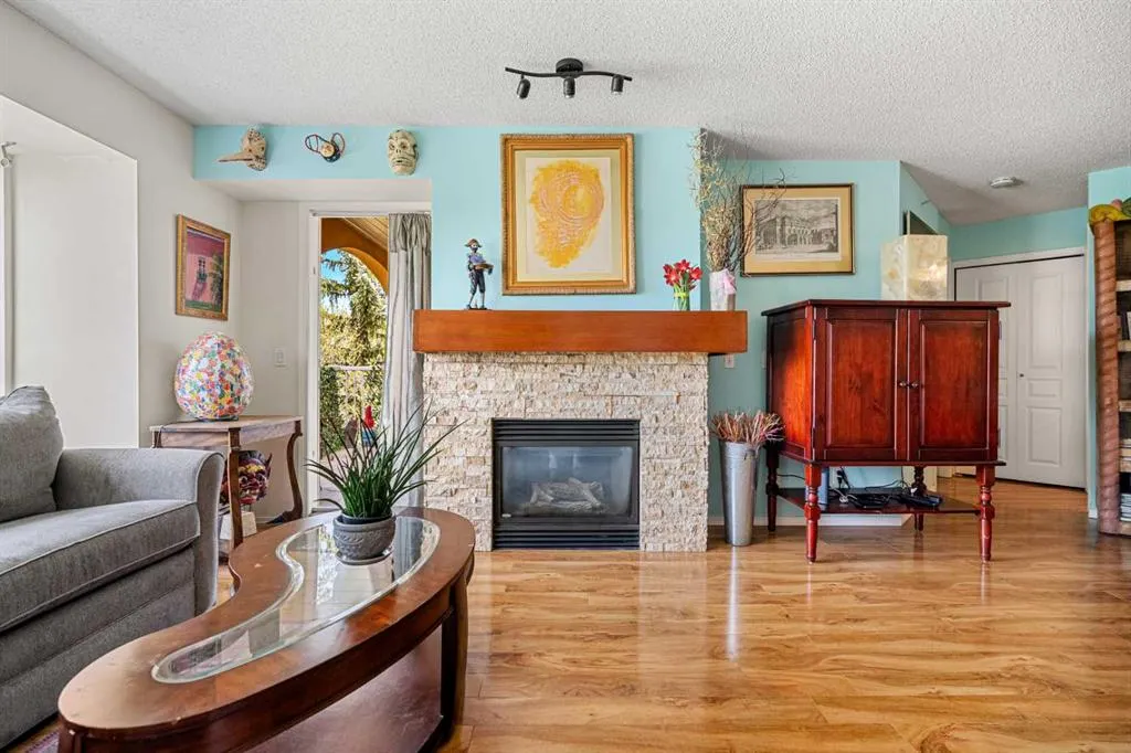 25 Richard Place SW, #306
